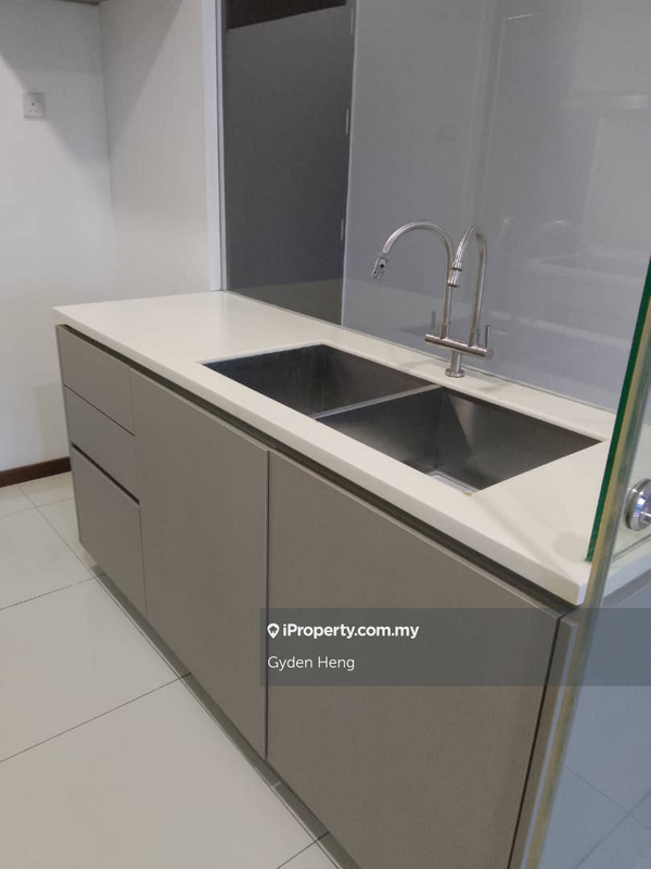 Service Residence for Sale in Crescent Bay Suites (Teluk Bayu) by Gyden Heng - iProperty.com.my