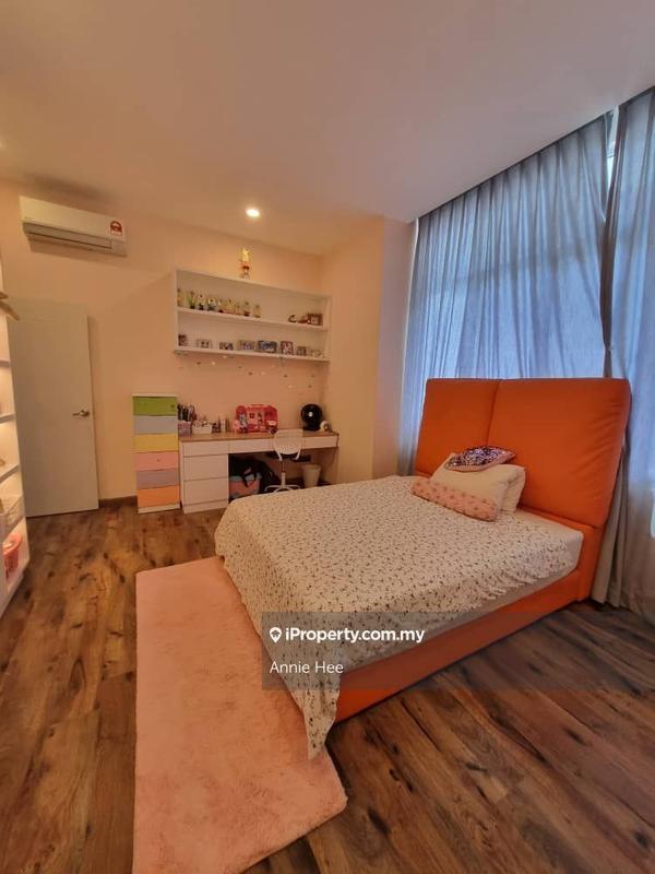 Bungalow House untuk Dijual di Taman Putra Pogun 3 Storey Link Bungalow House, Kota Kinabalu oleh Annie Hee - iProperty.com.my