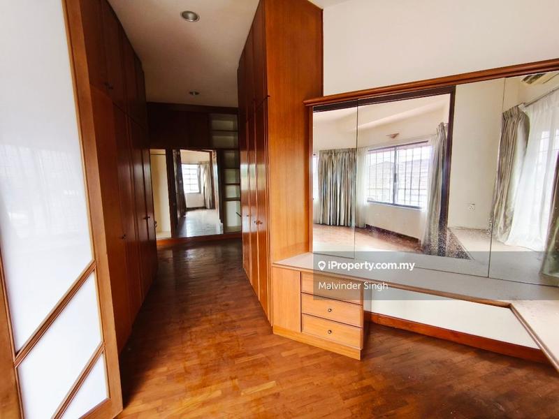 Banglo untuk Dijual di Taman Tar, Ampang oleh Mel Walia - iProperty.com.my