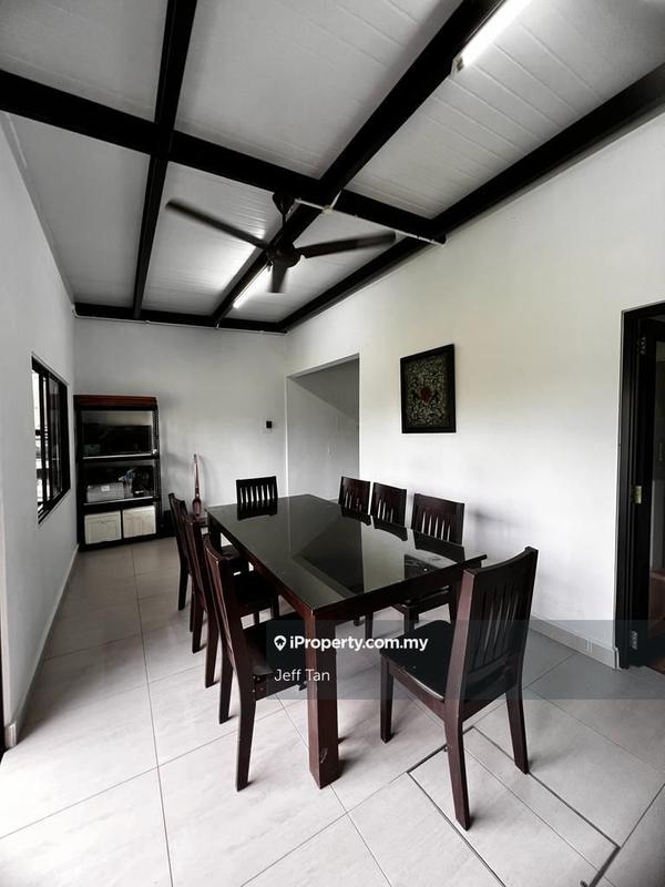 Rumah Bandar untuk Dijual di monterez golf resort, Shah Alam oleh Jeff Tan - iProperty.com.my