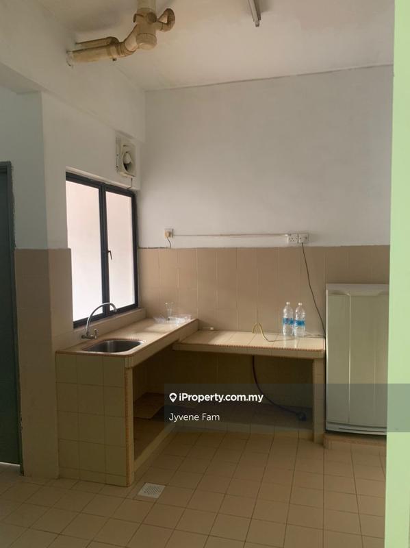 For Sale - Evergreen Park Acorn & Hazel