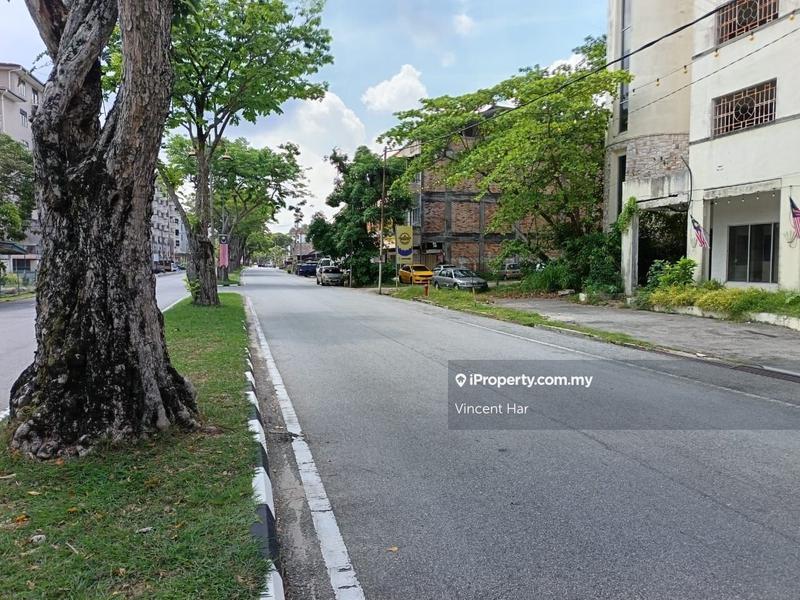Kedai untuk Dijual di Pekan Lumut, Lumut oleh Vincent Har - iProperty.com.my