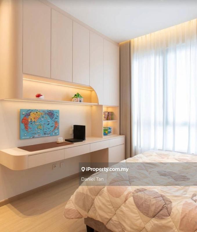 For Rent - Trinity Pentamont