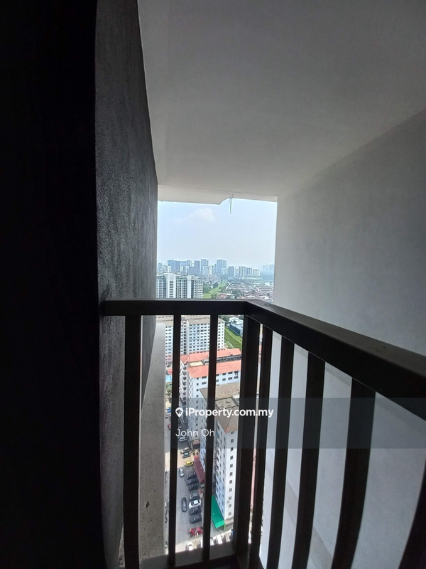 For Sale - First Subang (SS 15 Courtyard)