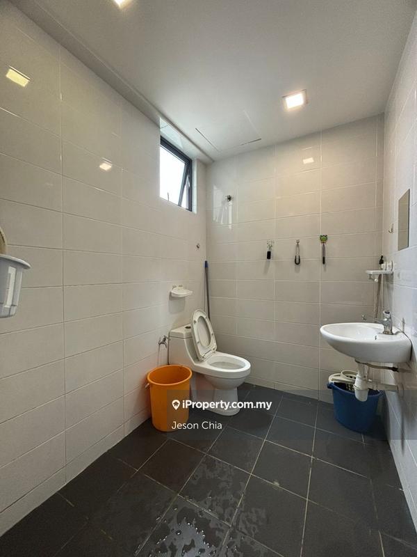 For Rent - Landmark Residence