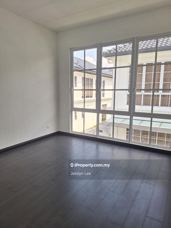 Bungalow House for Sale in Eco Majestic, Semenyih by Jesslyn Lee - iProperty.com.my