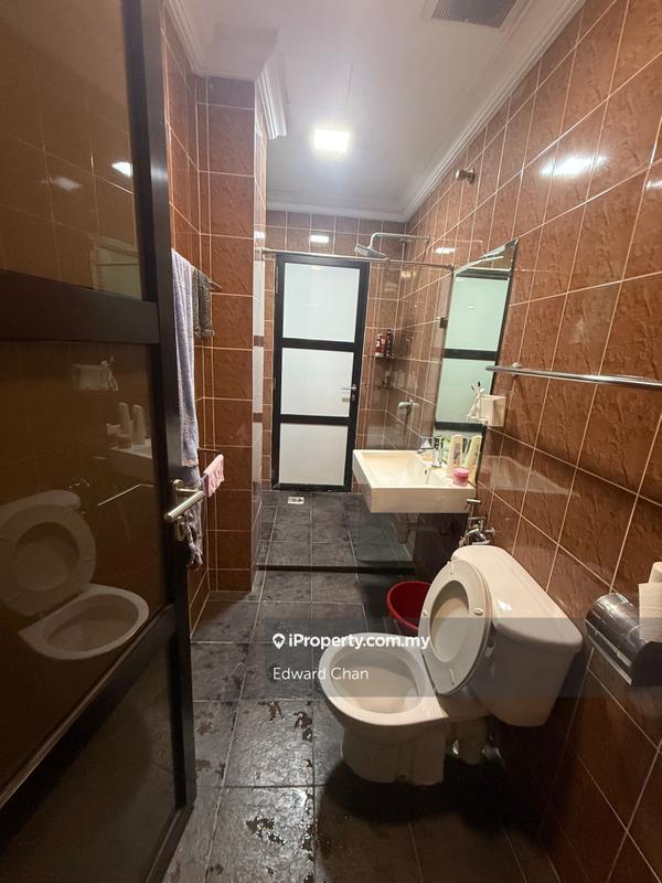 Rumah Berkembar untuk Dijual di Taman Makmur, Bandar Sungai Long oleh Edward Chan - iProperty.com.my