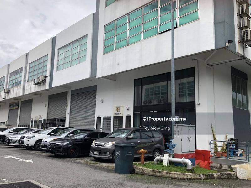 Kilang Teres untuk Dijual di Taman Bukit Serdang, Seri Kembangan oleh Tey Siew Zing - iProperty.com.my