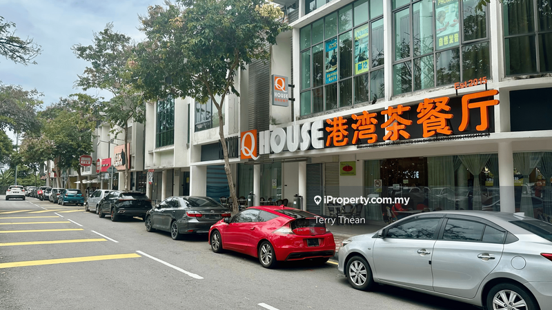 For Sale - 2.5 Storey Shop @ Taman Esplanad Bukit Jalil , Good Buy for Invest with Potential ROI 4.4%