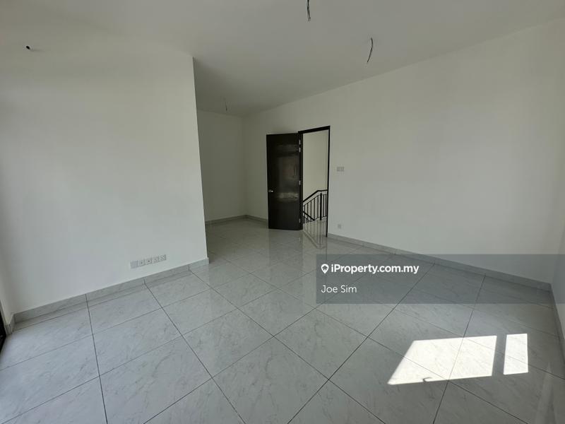 Cluster House for Sale in Bandar Cemerlang, Ulu Tiram by Joe Sim - iProperty.com.my