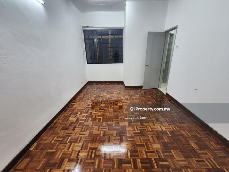 Rumah Berangkai 2 Tingkat untuk Dijual di Bandar Utama 10, Bandar Utama oleh Jack Lee - iProperty.com.my
