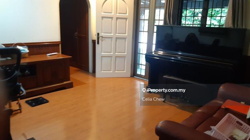Bungalow House for Sale in Seksyen 16, Petaling Jaya by Celia Chew - iProperty.com.my