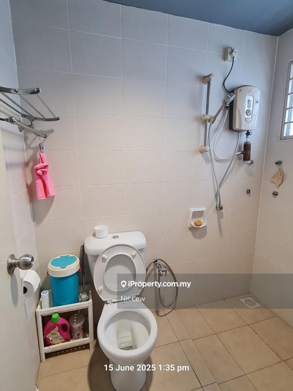 Kondominium untuk Dijual di Bayan Villa, Seri Kembangan oleh NK Lew - iProperty.com.my