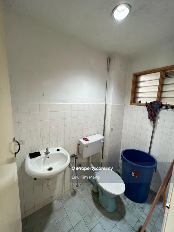 Apartment for Sale in Ria Apartment by Lew Kim Meng - iProperty.com.my