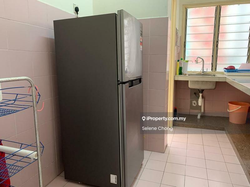 Condominium for Sale in Forest Green by Selene Chong - Kitchen - iProperty.com.my