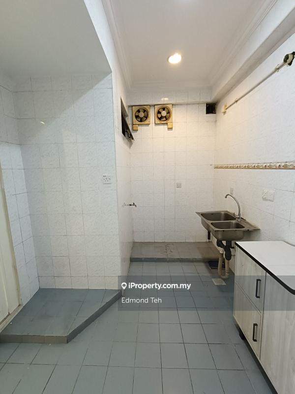 Apartment for Sale in Anjung Hijau (Greenfields) by Edmond Teh - iProperty.com.my