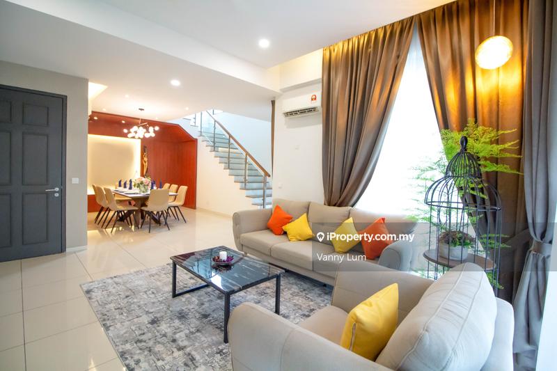 Kediaman Servis untuk Dijual di Tropical Villa oleh Vanny Lum - iProperty.com.my