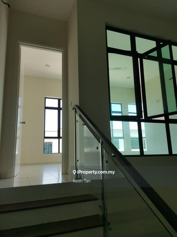 2.5-storey Terraced House for Sale in Taman Ozana Residence, Ayer Keroh by Keith Tan - iProperty.com.my