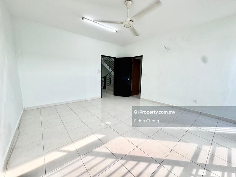 Rumah Berangkai 3 Tingkat untuk Dijual di Taman Bangi Avenue, Bangi oleh Eldon Chong - iProperty.com.my