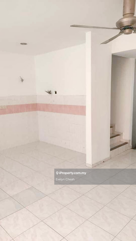Townhouse for Sale in Bayan Lepas, Bayan Baru by Evelyn Cheah - iProperty.com.my