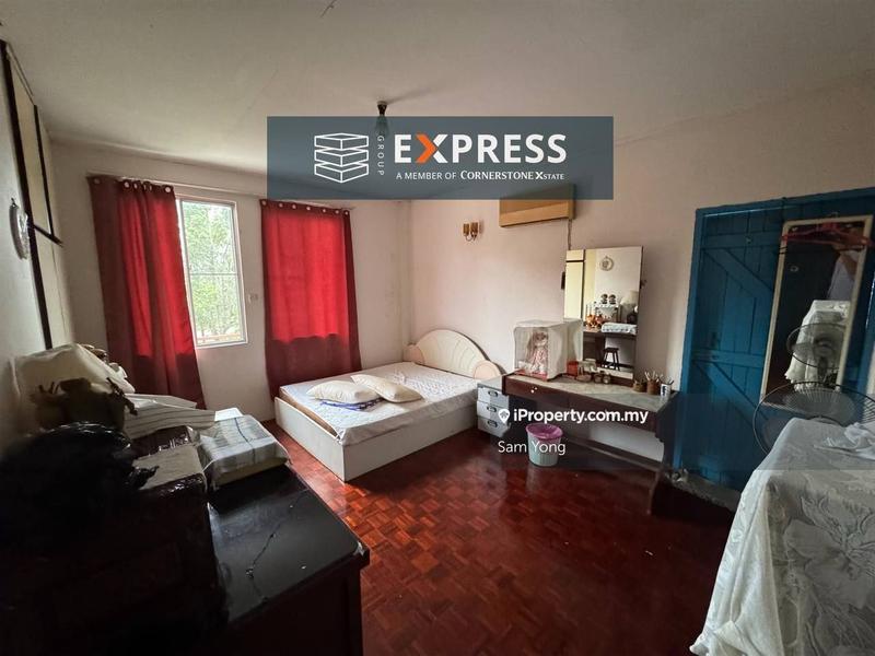 Semi-Detached House for Sale in Pujut, Miri by Sam Yong - iProperty.com.my