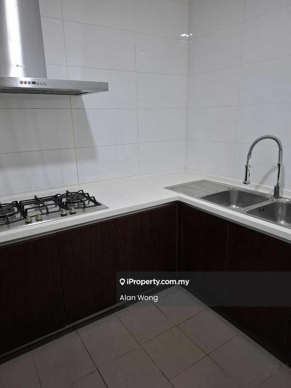 Service Residence for Rent in Isola by Alan Wong - Kitchen - iProperty.com.my