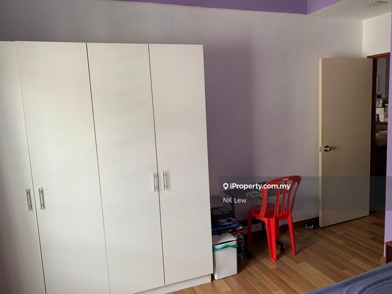 Kondominium untuk Dijual di Bayan Villa, Seri Kembangan oleh NK Lew - iProperty.com.my
