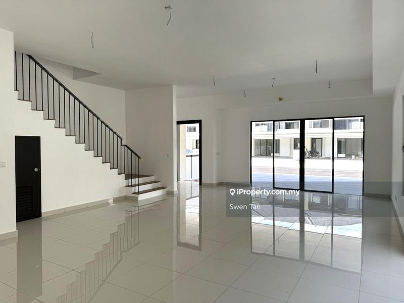 Rumah Berangkai 2 Tingkat untuk Dijual di Telok Panglima Garang, Selangor oleh Swen Tan - iProperty.com.my