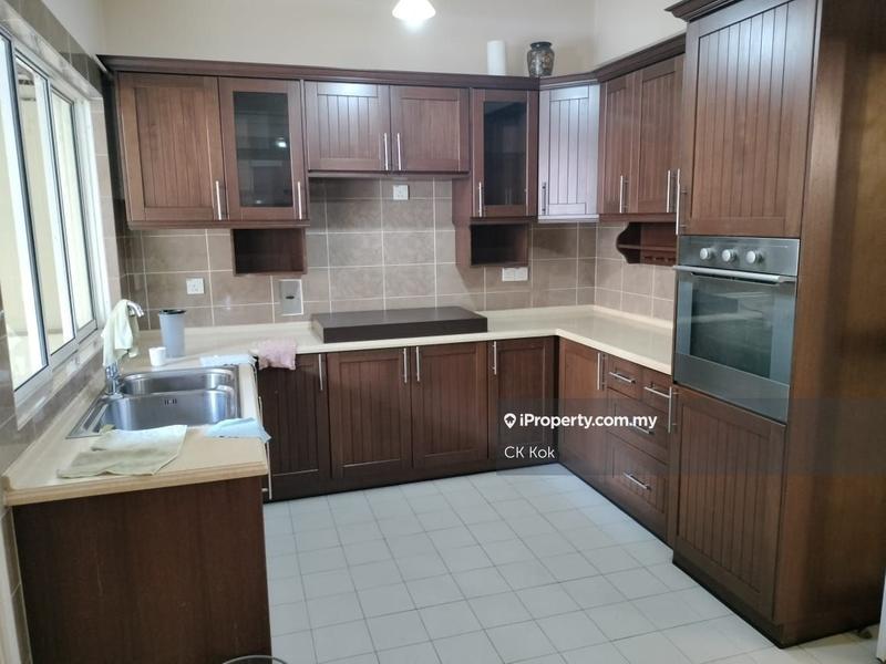 Kondominium untuk Dijual di Bungaraya Condominium oleh Ivan Kok - iProperty.com.my