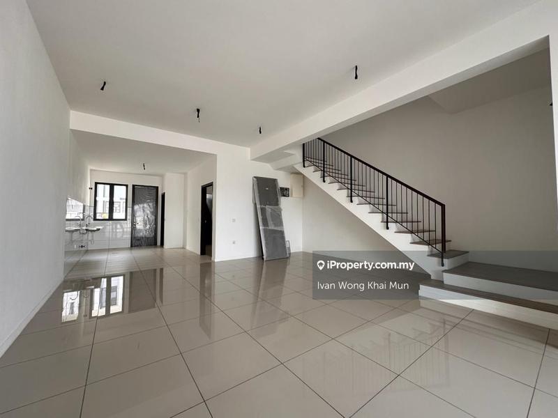 Rumah Teres 2-Tingkat untuk Dijual di Bandar Bukit Raja, Klang oleh Ivan Wong Khai Mun - iProperty.com.my