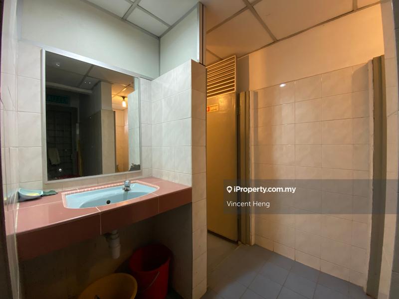 Office for Sale in Kelana Jaya, Petaling Jaya by Vincent Heng - iProperty.com.my