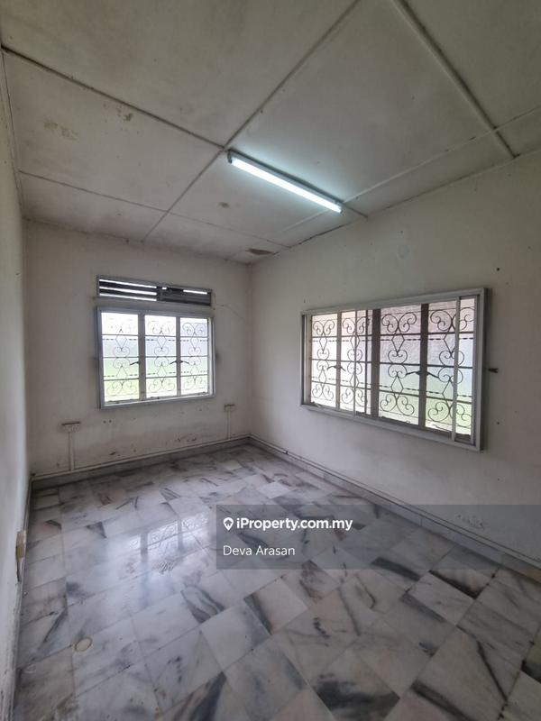 Rumah Berkembar untuk Dijual di Seksyen 6, Petaling Jaya oleh Deva Arasan - iProperty.com.my