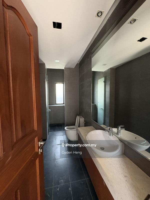 Bungalow House for Sale in Leisure Farm, Gelang Patah by Gyden Heng - iProperty.com.my