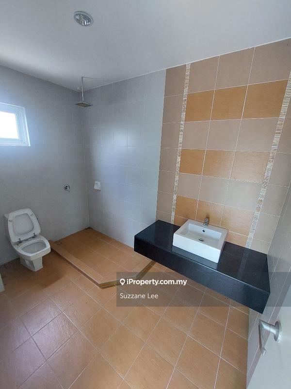Rumah Berkembar untuk Dijual di Taman Bukit Jambul, Bukit Jambul oleh Suzzane Lee - iProperty.com.my