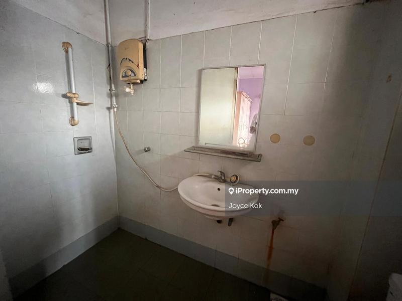Rumah Teres 2-Tingkat untuk Dijual di Usj 11, Subang Jaya oleh Joyce Kok - iProperty.com.my
