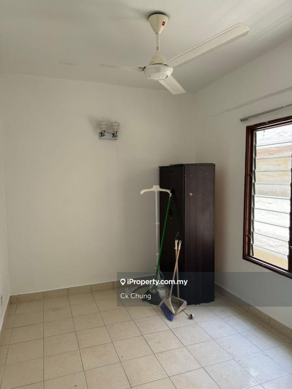 Rumah Pangsa untuk Dijual di Pangsapuri Berembang Indah oleh Ck Chung - iProperty.com.my