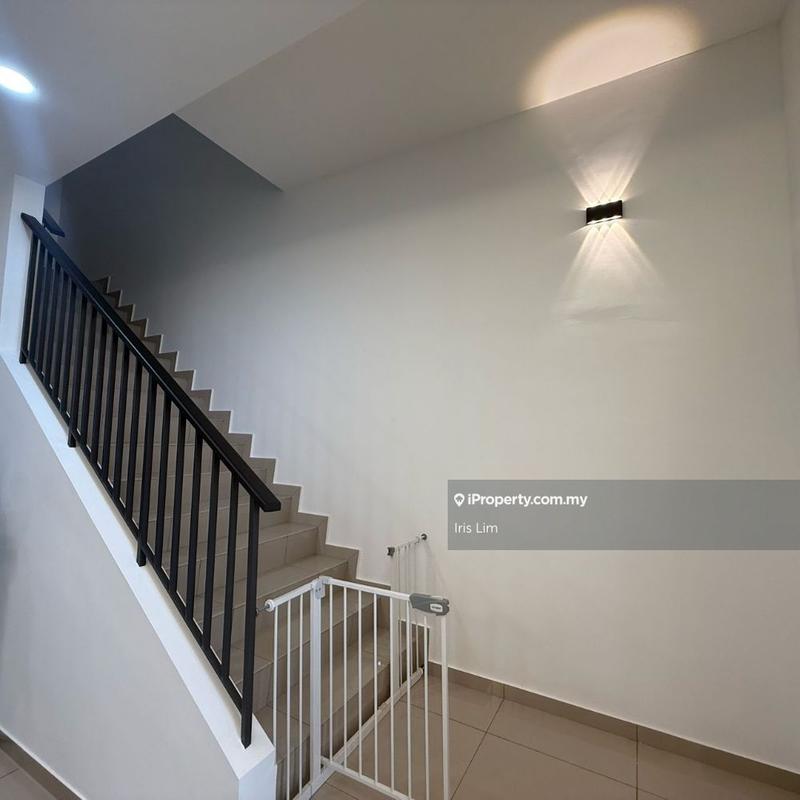 Rumah Berangkai 2 Tingkat untuk Dijual di Eco Botanic The Borough, Iskandar Puteri (Nusajaya) oleh Iris Lim - iProperty.com.my