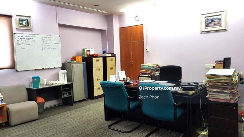 Shop / Office for Sale in Petaling Jaya, Selangor by Zach Phon - iProperty.com.my