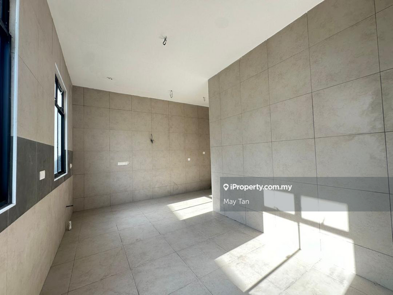 Rumah Berkembar untuk Dijual di Taman Setia Mutiara, Kluang oleh May Tan - iProperty.com.my