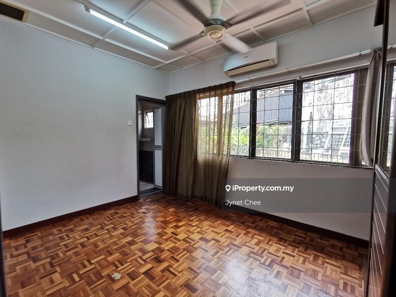 Banglo untuk Dijual di Taman Bukit Desa, Taman Desa oleh Jynet Chee - iProperty.com.my