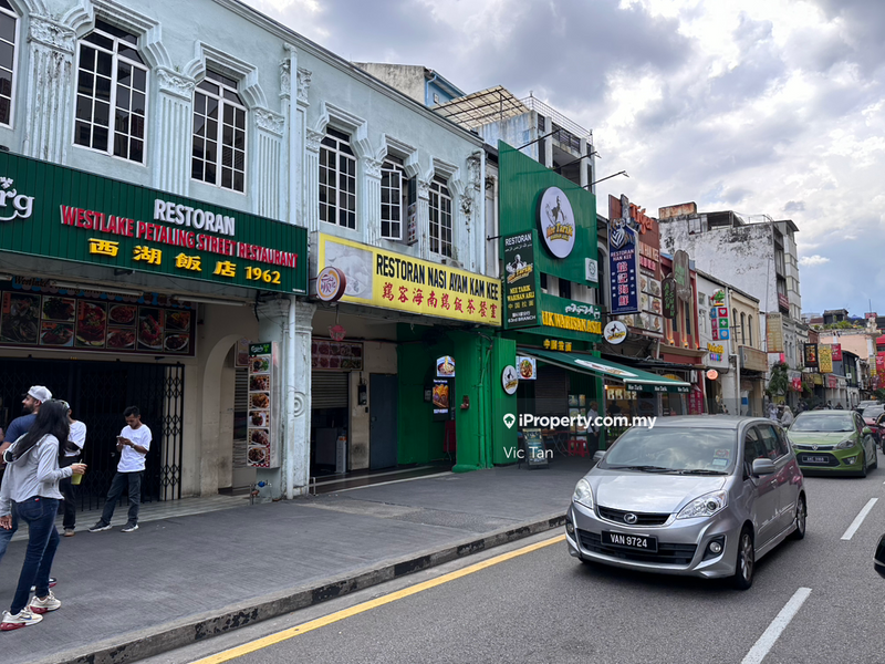 Kedai untuk Dijual di Golden Triangle, KL City Centre oleh Vic Tan - iProperty.com.my