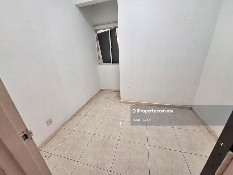 For Sale - Ketumbar Hill