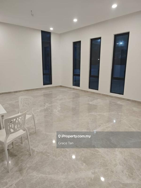 Bungalow House for Sale in Taman Equine, Seri Kembangan by Grace Tan - iProperty.com.my