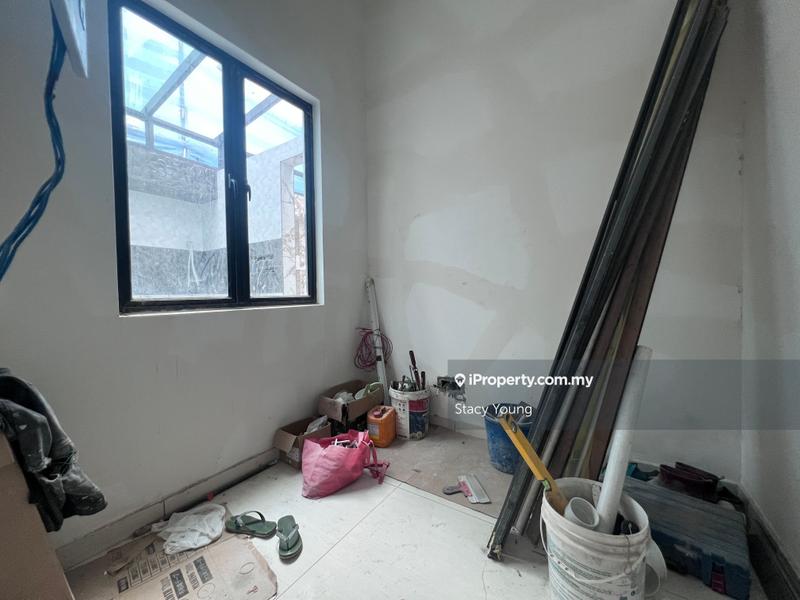 Rumah Berkembar untuk Dijual di Wira Heights, Bandar Sungai Long oleh Stacy Young - iProperty.com.my