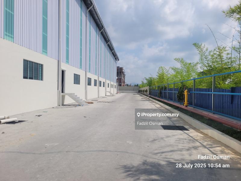 Kilang Terpisah untuk Disewa di Bandar Sri Sendayan, Negeri Sembilan oleh Fadzil Osman - iProperty.com.my