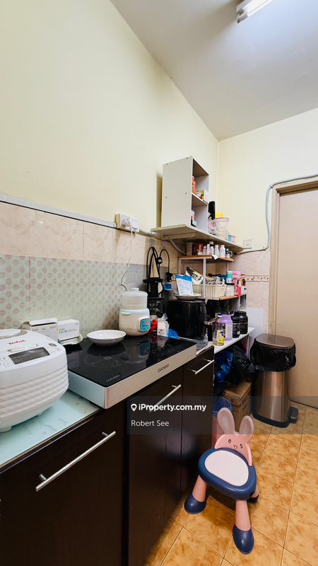 Condominium for Sale in Petaling Indah Condominiums by Robert See - iProperty.com.my