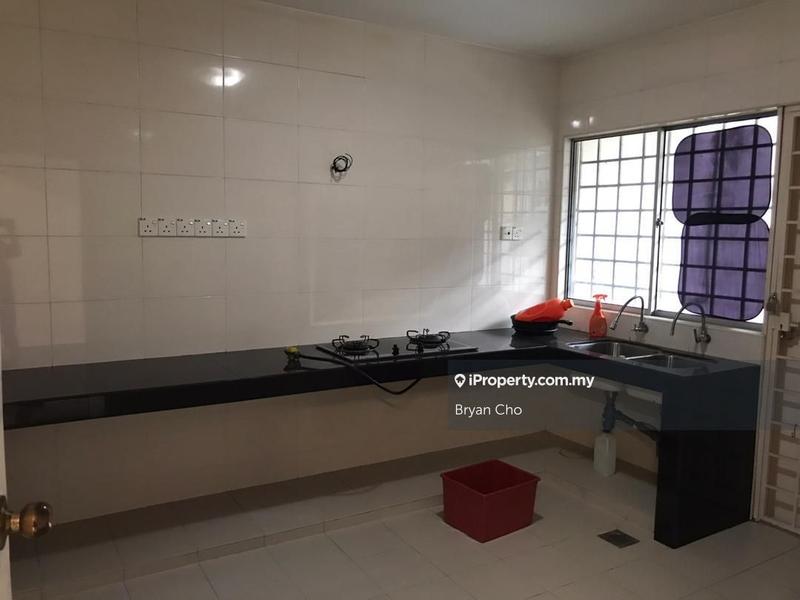 Rumah Berangkai 2 Tingkat untuk Dijual di SS18, Subang Jaya oleh Bryan Cho - iProperty.com.my