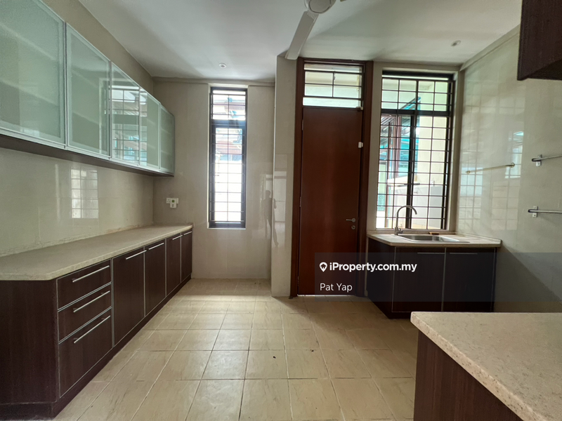 Banglo untuk Dijual di Impian Tunku Bukit Tunku gated guarded bungalow, Bukit Tunku (Kenny Hills) oleh Pat Yap - iProperty.com.my