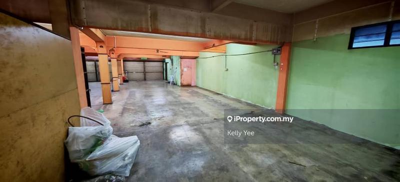 For Rent - 2 Adjoining 4 Storey Shoplot @ Pusat Perniagaan Kelang Lama for Rent