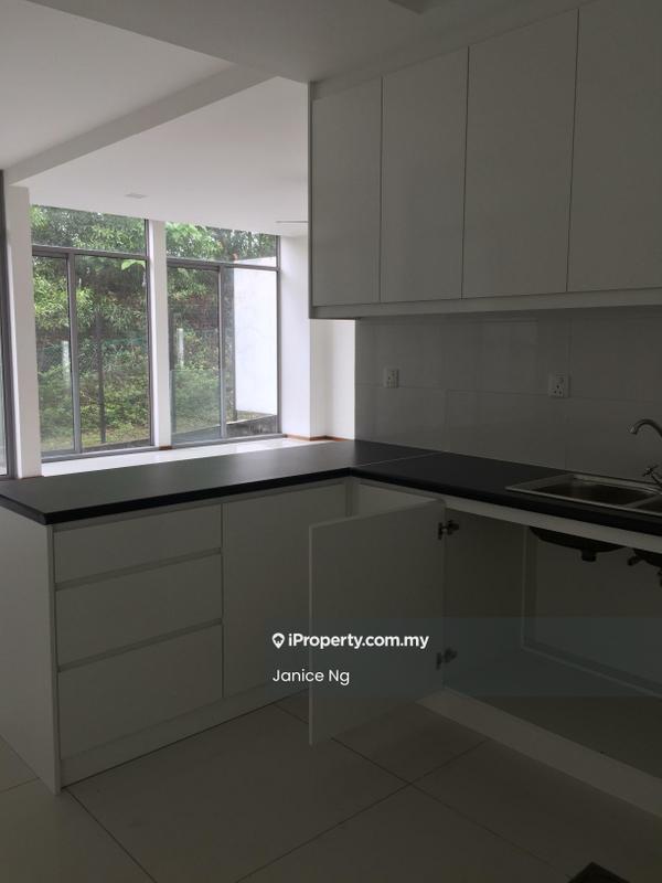 Rumah Teres untuk Dijual di Valencia, Sungai Buloh oleh Janice Ng - Kitchen - iProperty.com.my